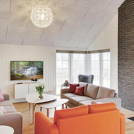 Beautiful In With Sauna *